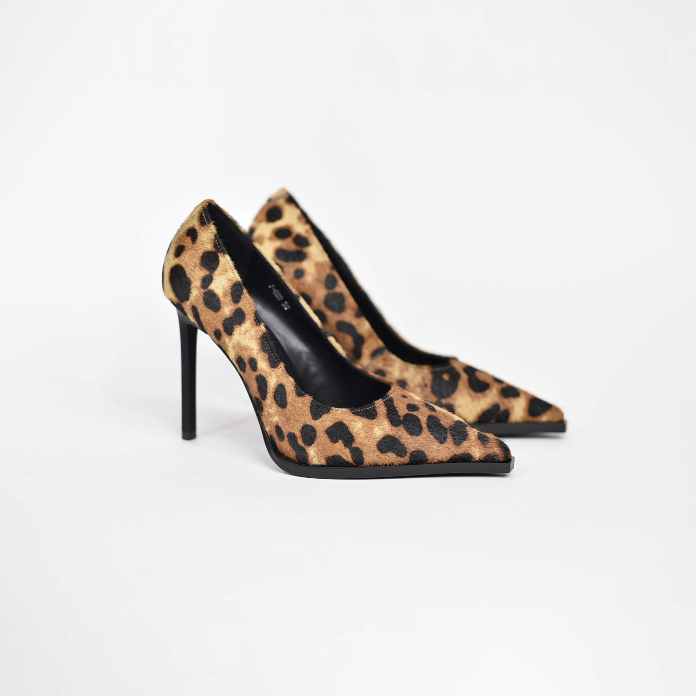 Stileto J029