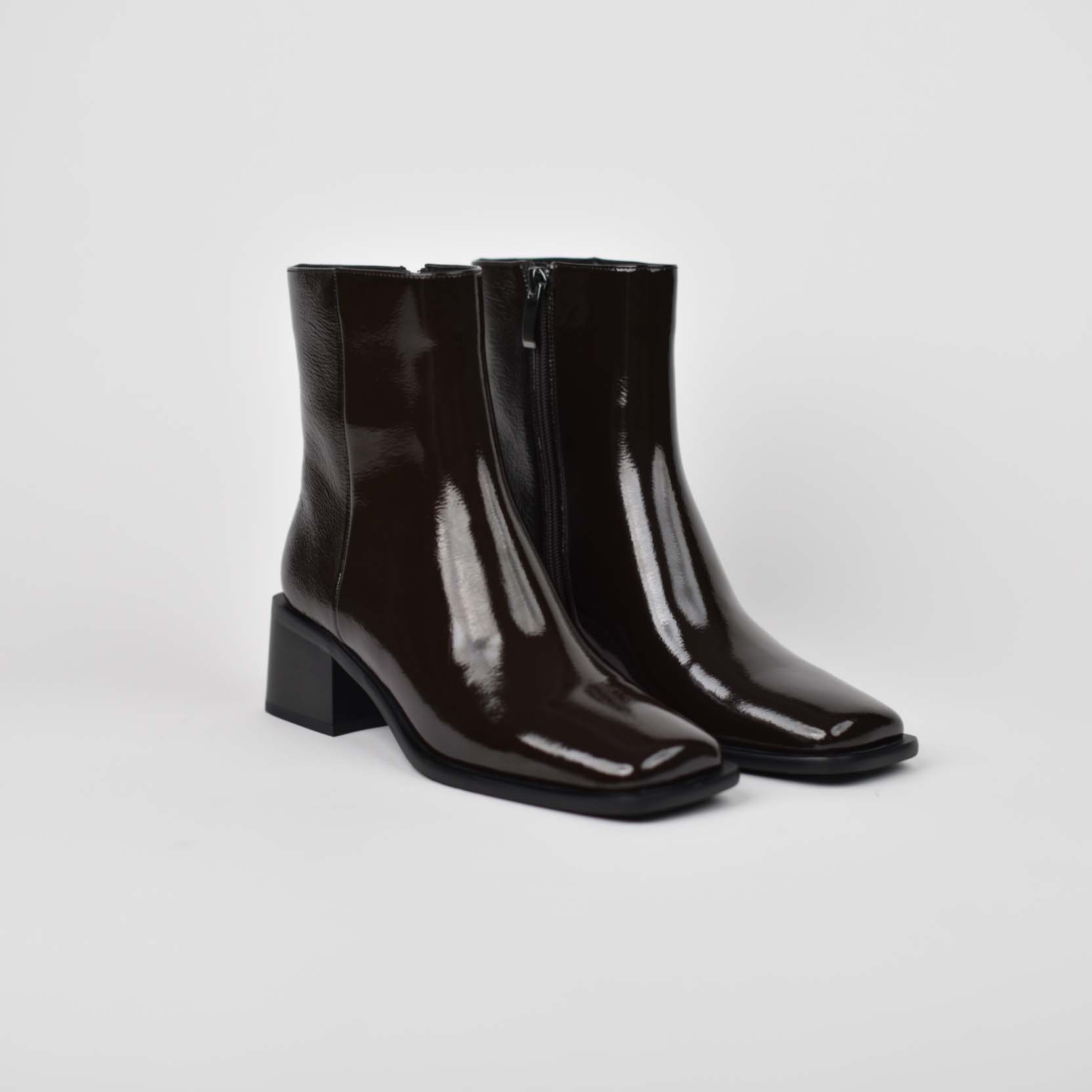 Brown Divina Z-064-2