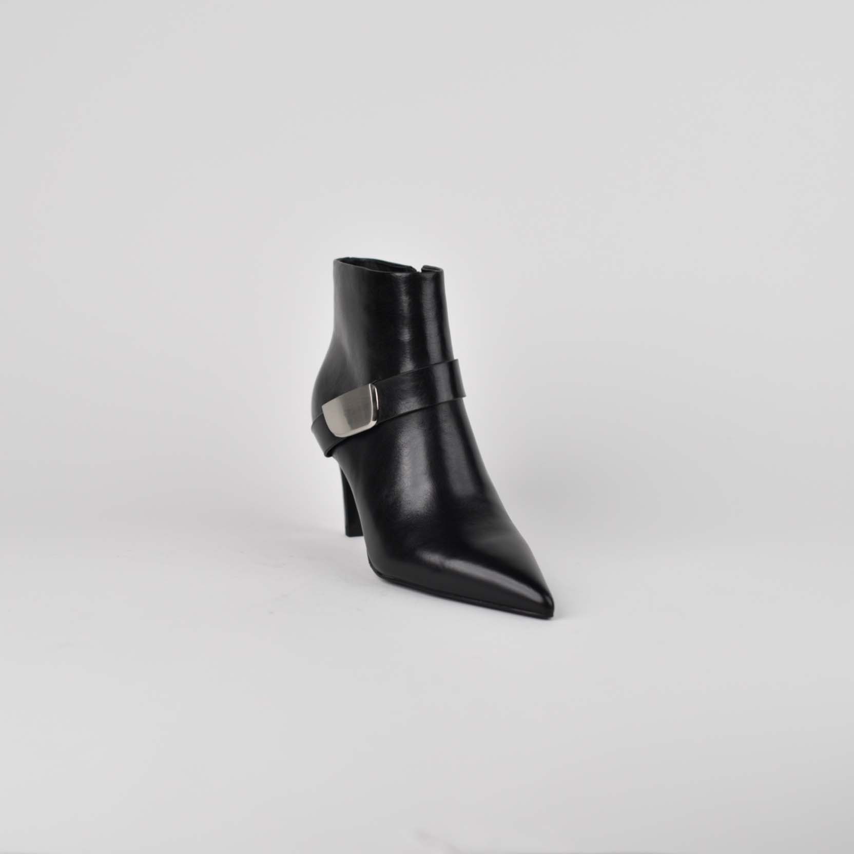 Black Eleonora Edge Z-051
