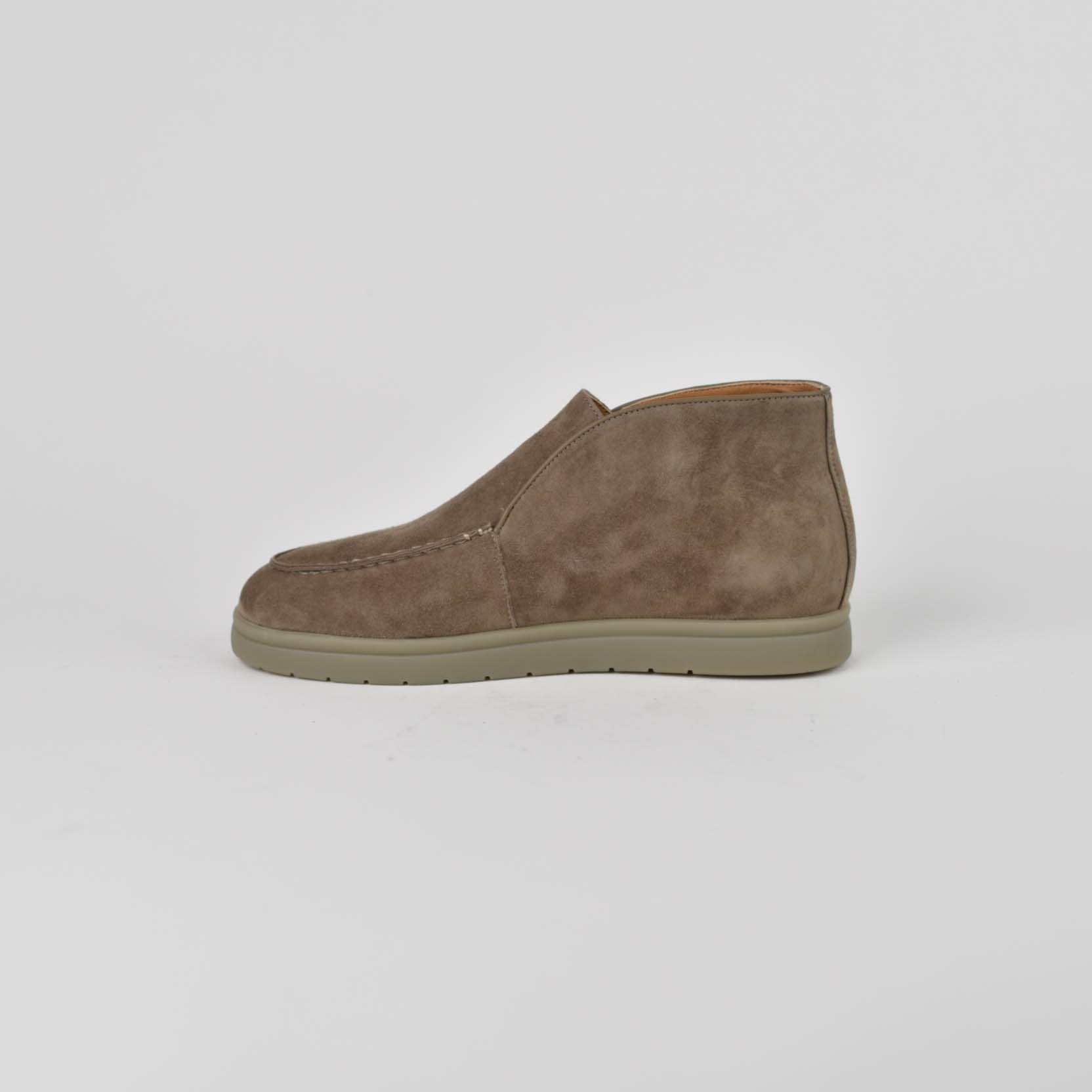 Brown Romano Classic Z-063-2