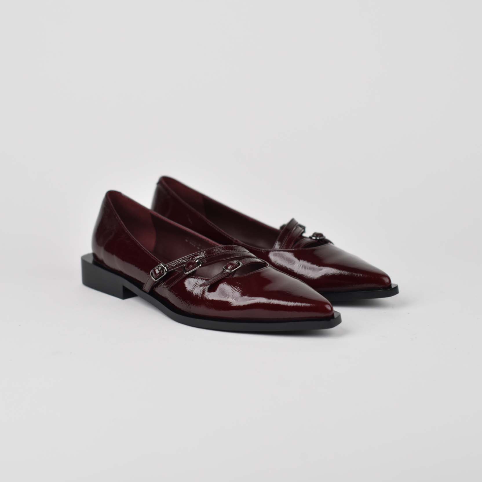 Sera Low Chic Cherry Z-068-2
