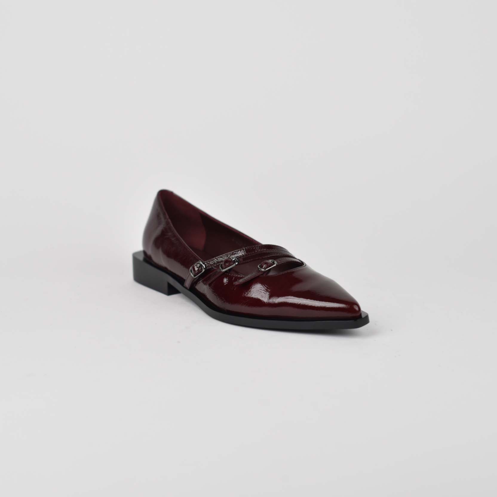 Sera Low Chic Cherry Z-068-2