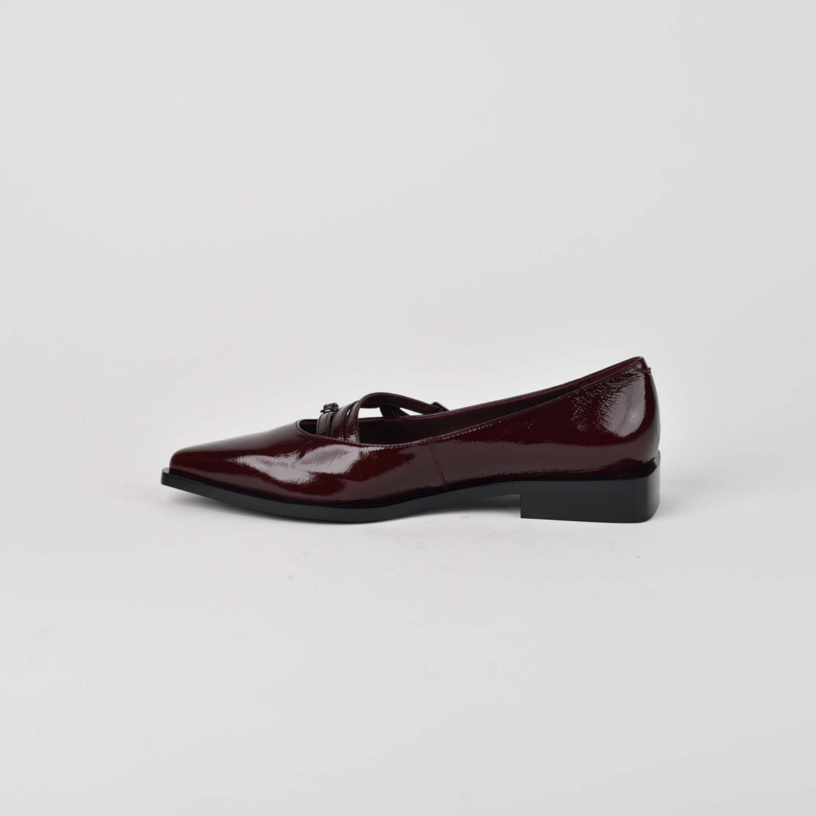 Sera Low Chic Cherry Z-068-2