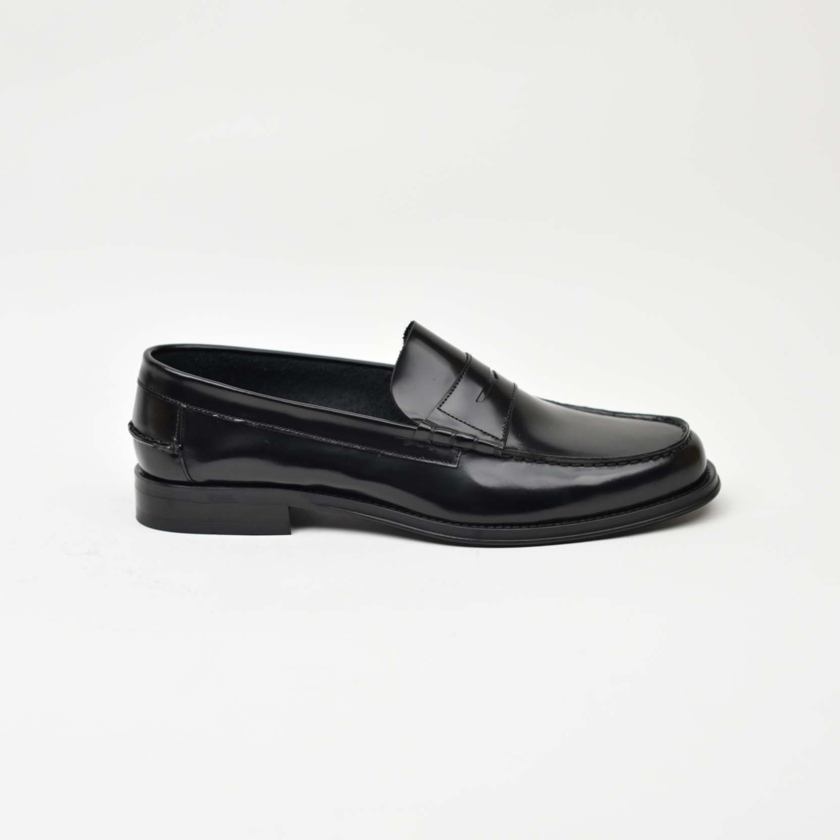 Classic Penny Loafer-Black 283-01Z